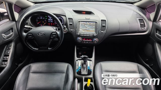 Kia K3 2016 — photo 7