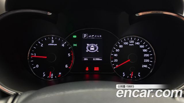 Kia K3 2016 — photo 8