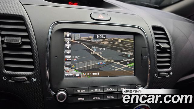 Kia K3 2016 — photo 14