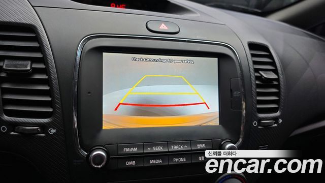Kia K3 2016 — photo 15