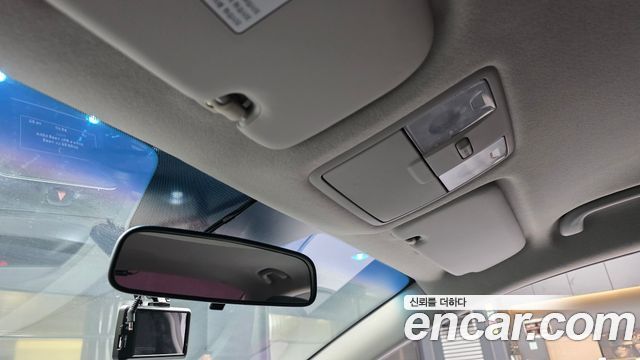 Kia K3 2016 — photo 19