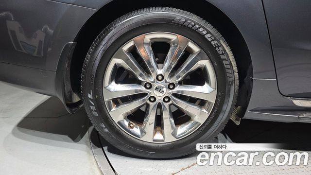 Kia Canival 2016 — photo 5
