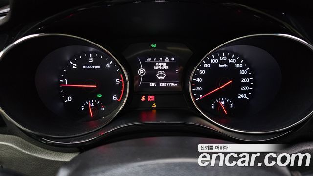 Kia Canival 2016 — photo 8