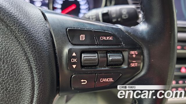 Kia Canival 2016 — photo 15