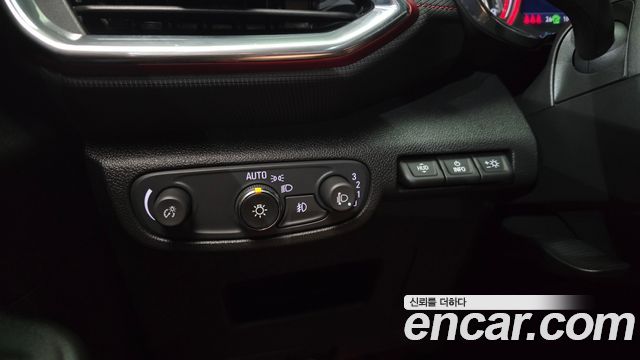 Chevrolet Korea Trailblazer 2021 — photo 28