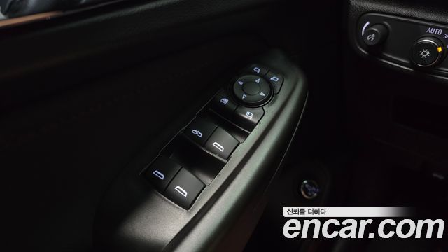 Chevrolet Korea Trailblazer 2021 — photo 29