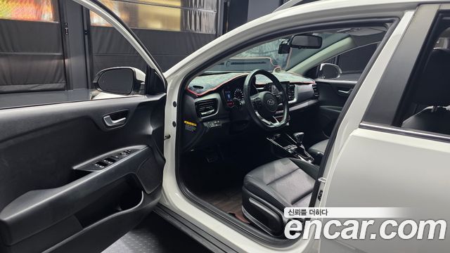 Kia Stonic 2018 — photo 13
