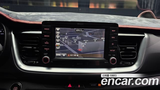 Kia Stonic 2018 — photo 20