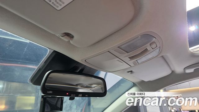 Kia Stonic 2018 — photo 24