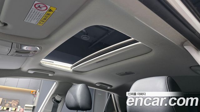 Kia Stonic 2018 — photo 25