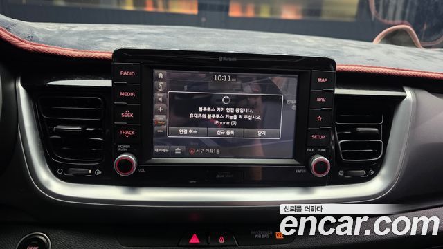 Kia Stonic 2018 — photo 27