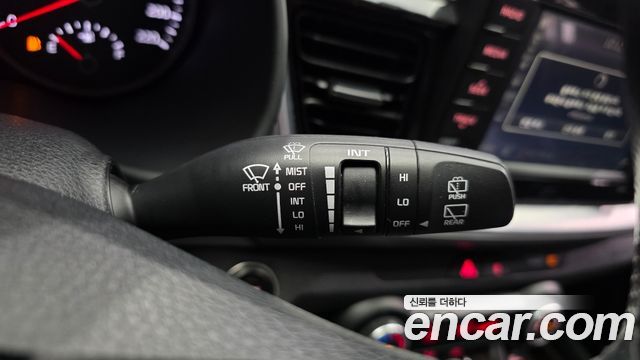 Kia Stonic 2018 — photo 29