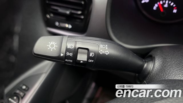 Kia Stonic 2018 — photo 30