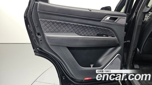 KG Mobility Rexton 2021 — photo 15