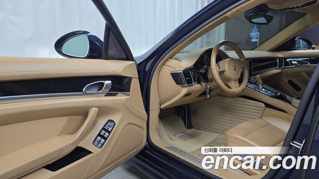 Porsche Panamera 2011 — photo 13