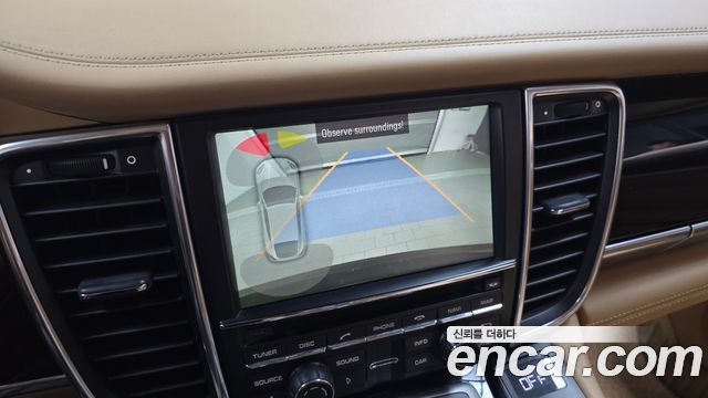 Porsche Panamera 2011 — photo 20