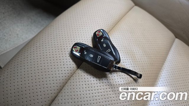 Porsche Panamera 2011 — photo 22