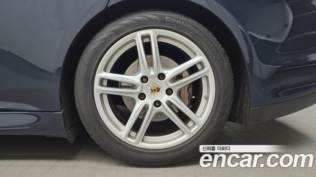Porsche Panamera 2011 — photo 7