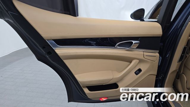 Porsche Panamera 2011 — photo 15