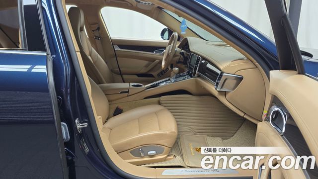 Porsche Panamera 2011 — photo 16