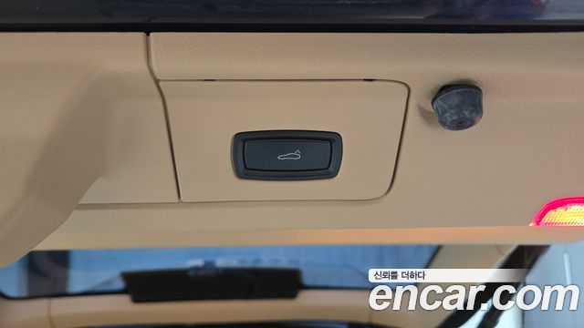 Porsche Panamera 2011 — photo 31