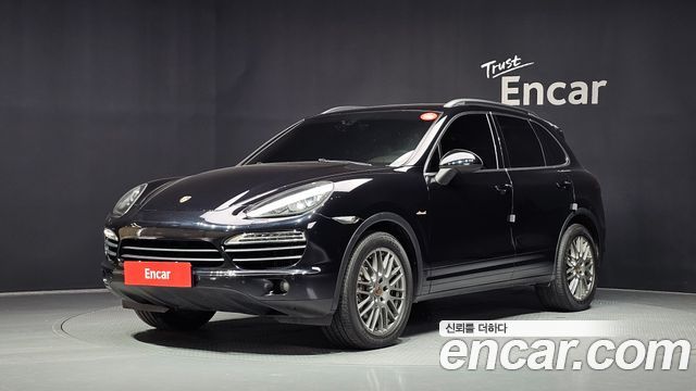 Porsche Cayenne 2014 — photo 1