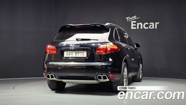 Porsche Cayenne 2014 — photo 4