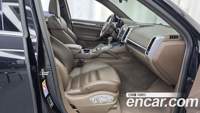 Porsche Cayenne 2014 — photo 11