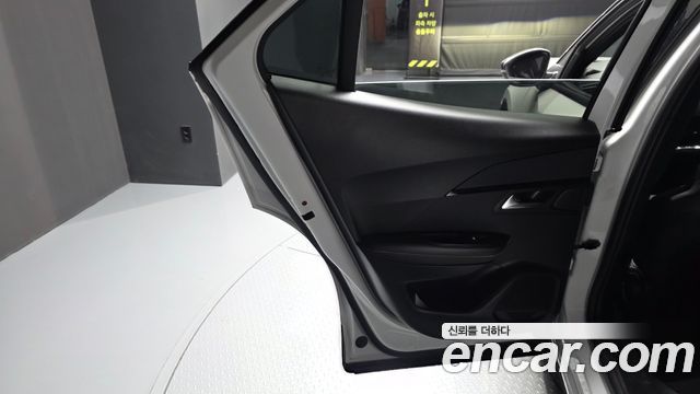 Peugeot 2008 2023 — photo 15