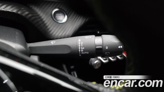 Peugeot 2008 2023 — photo 30