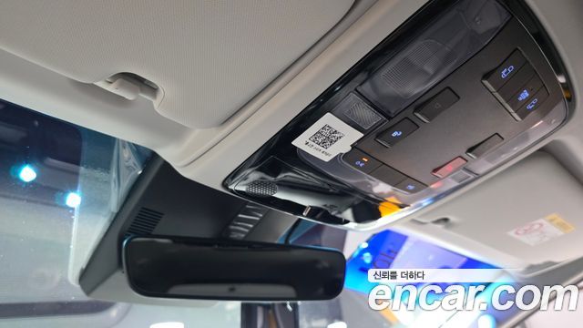 Hyundai Staria 2025 — photo 26