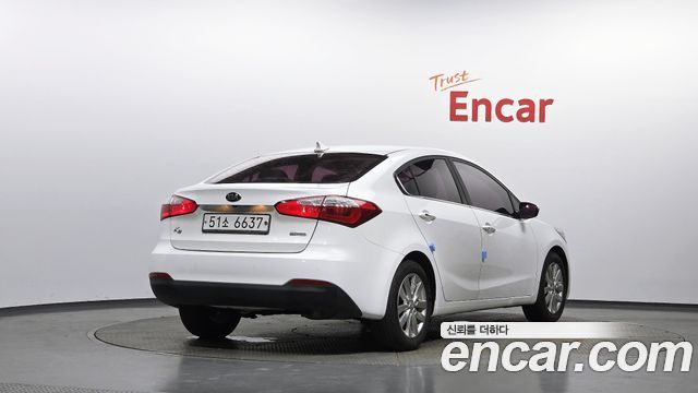 Kia K3 2015 — photo 2