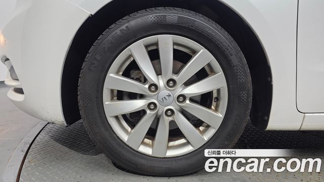 Kia K3 2015 — photo 5
