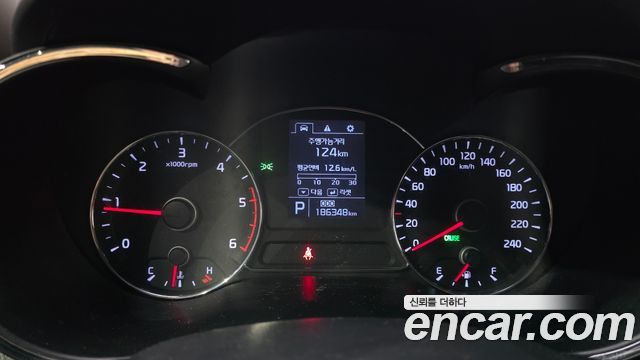 Kia K3 2015 — photo 8