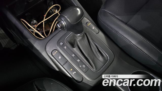 Kia K3 2015 — photo 9