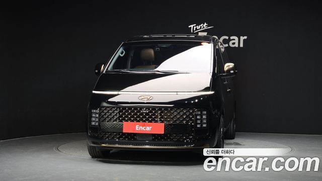 Hyundai Staria 2024 — photo 3