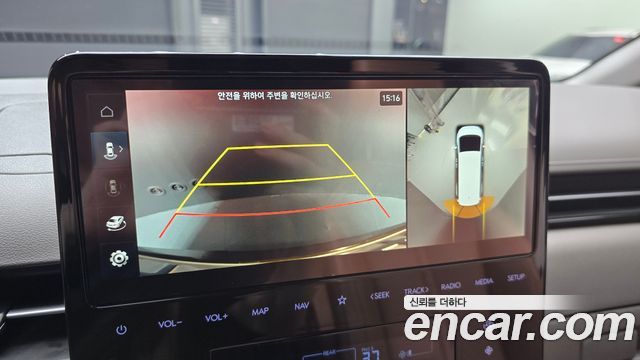 Hyundai Staria 2024 — photo 20