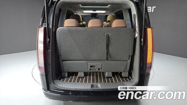 Hyundai Staria 2024 — photo 22