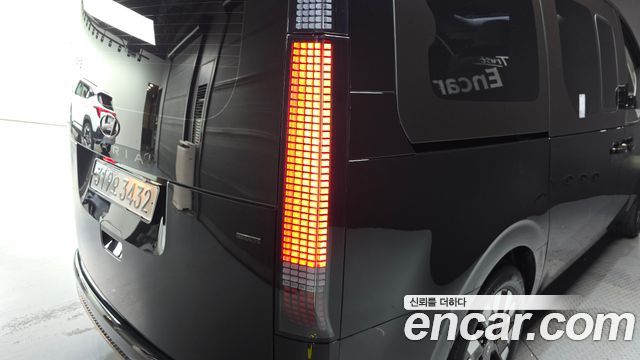 Hyundai Staria 2024 — photo 9