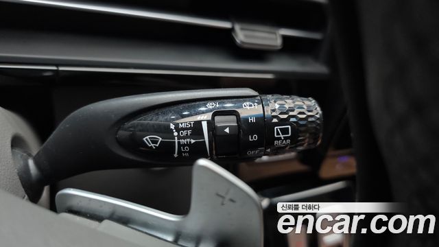 Hyundai Staria 2024 — photo 27