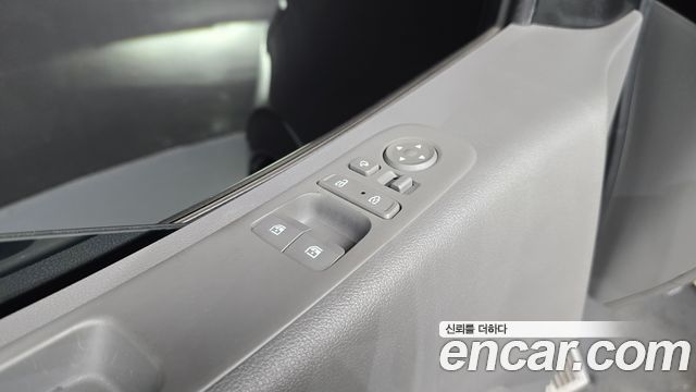 Hyundai Staria 2024 — photo 29