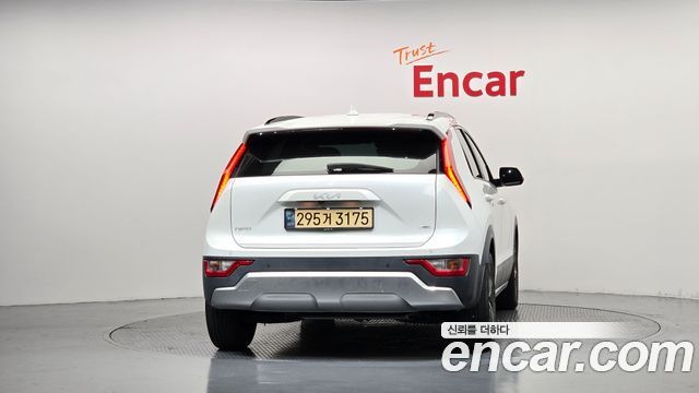 Kia Niro 2022 — photo 4