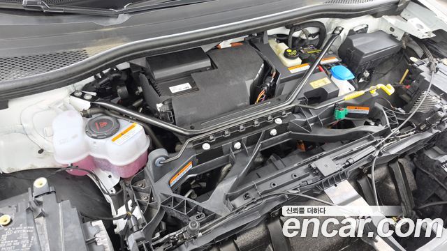 Audi Q4 e-tron 2022 — photo 6