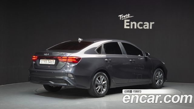 Kia K3 2023 — photo 2