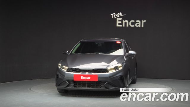 Kia K3 2023 — photo 3