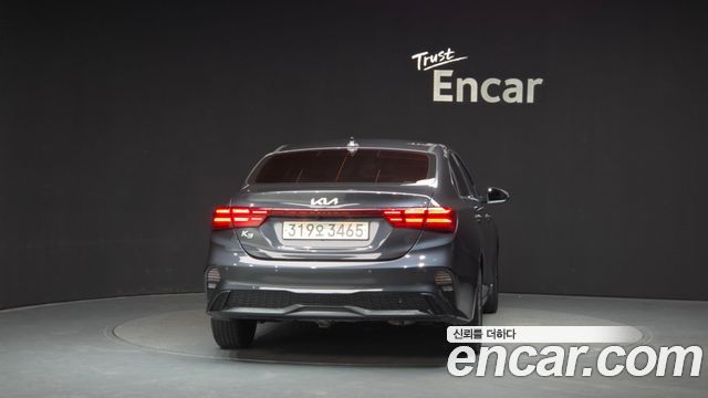 Kia K3 2023 — photo 4