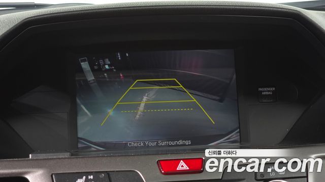 Honda Odyssey 2016 — photo 13