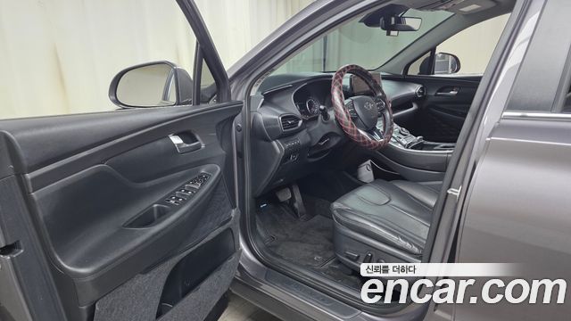 Hyundai Santafe 2022 — photo 13