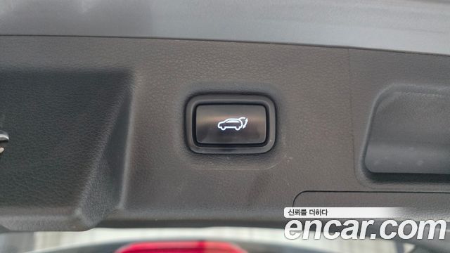 Hyundai Santafe 2022 — photo 21