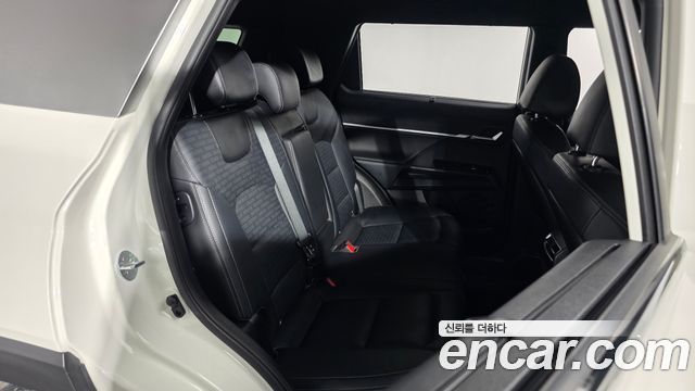 KG Mobility Torres 2023 — photo 17